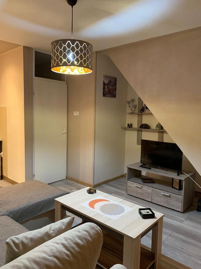 Square Apartment Paraćin Extérieur photo